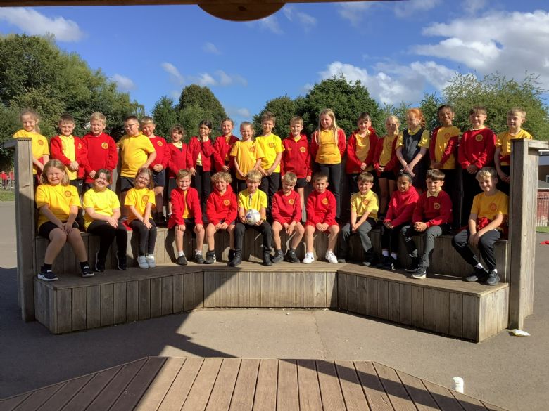 Dosbarth 4 - Mrs Lewis 2026/27